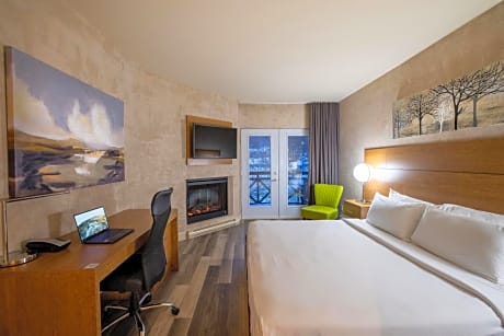 Zen room with 1 King bed