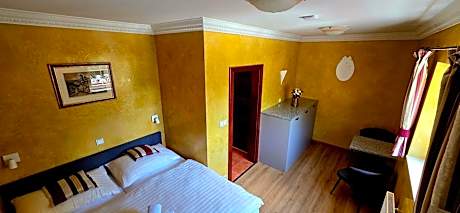 Double Room with Garden View