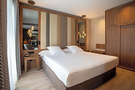 Junior Suite (3 Adults)