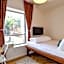 Highroad Hostel DC