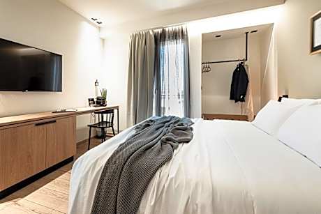 Classic Double Room with Sea View