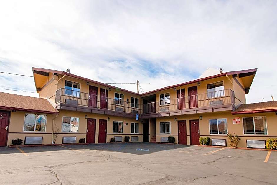 Quality Inn Bishop near Mammoth