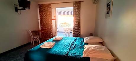 Studio with Sea View