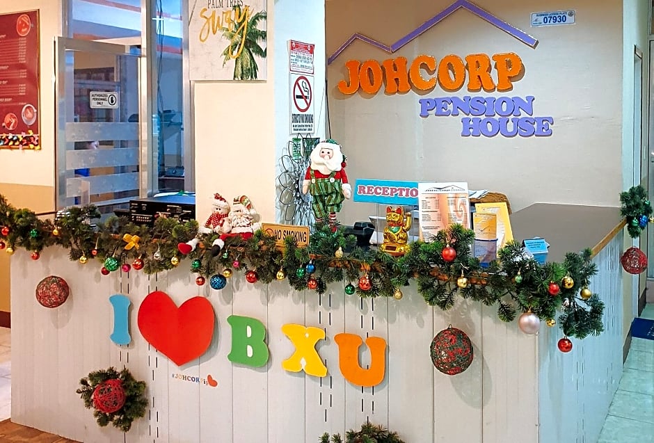 RedDoorz @ Johsons Pension House Butuan City