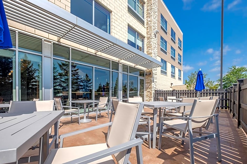 Holiday Inn Express & Suites EAGAN - MINNEAPOLIS AREA