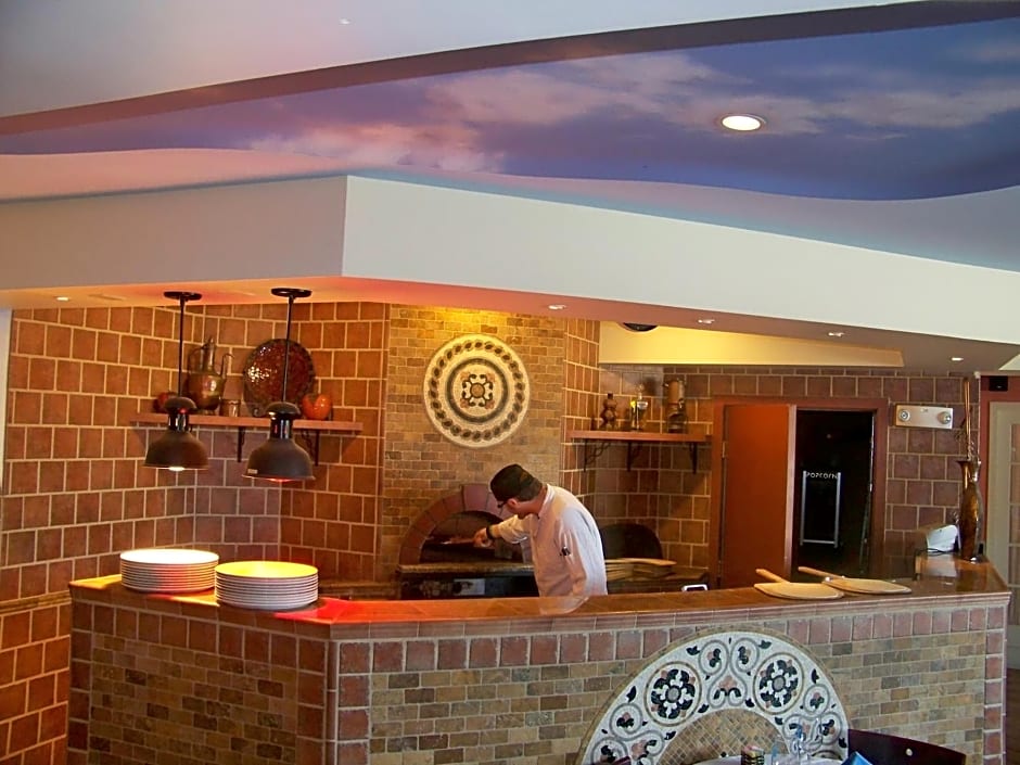 Senator Inn & Spa