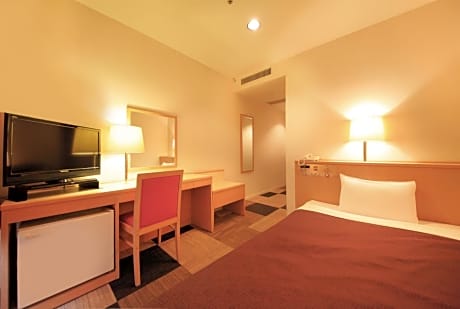 Double Room with Small Double Bed - Non-Smoking