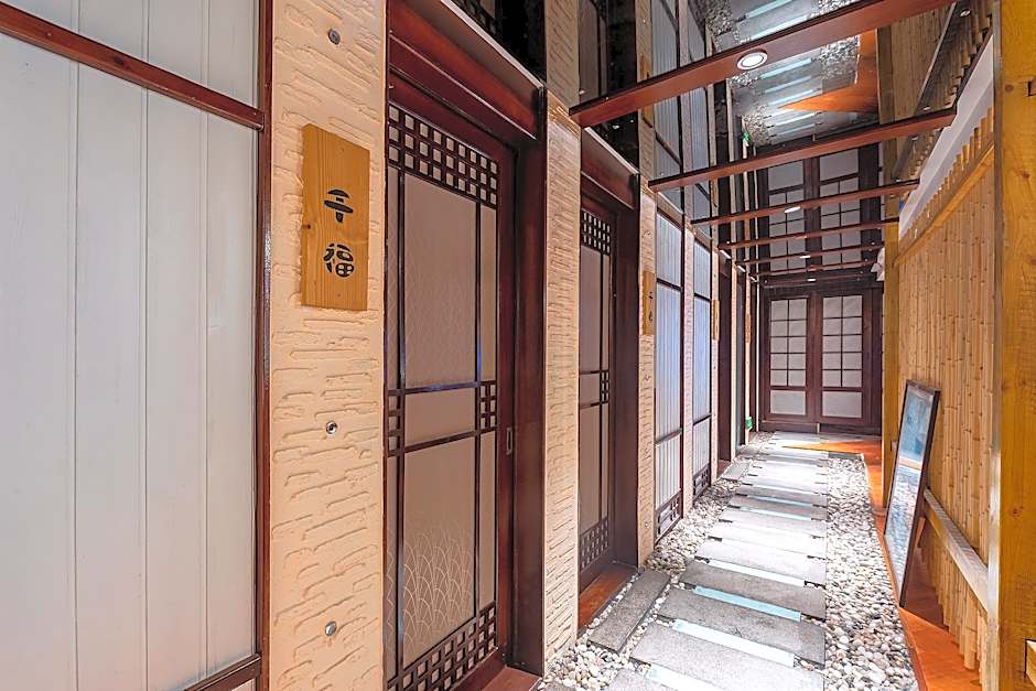 Zhongshan Louis Hotel