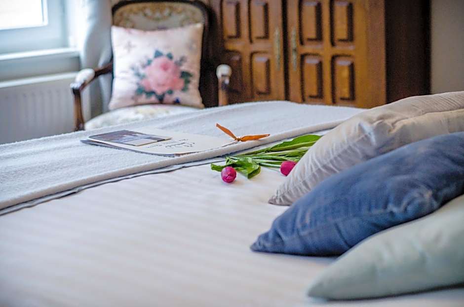 The White Queen B&B