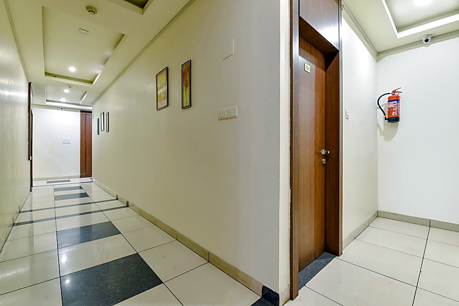 FabHotel Prime Square 36
