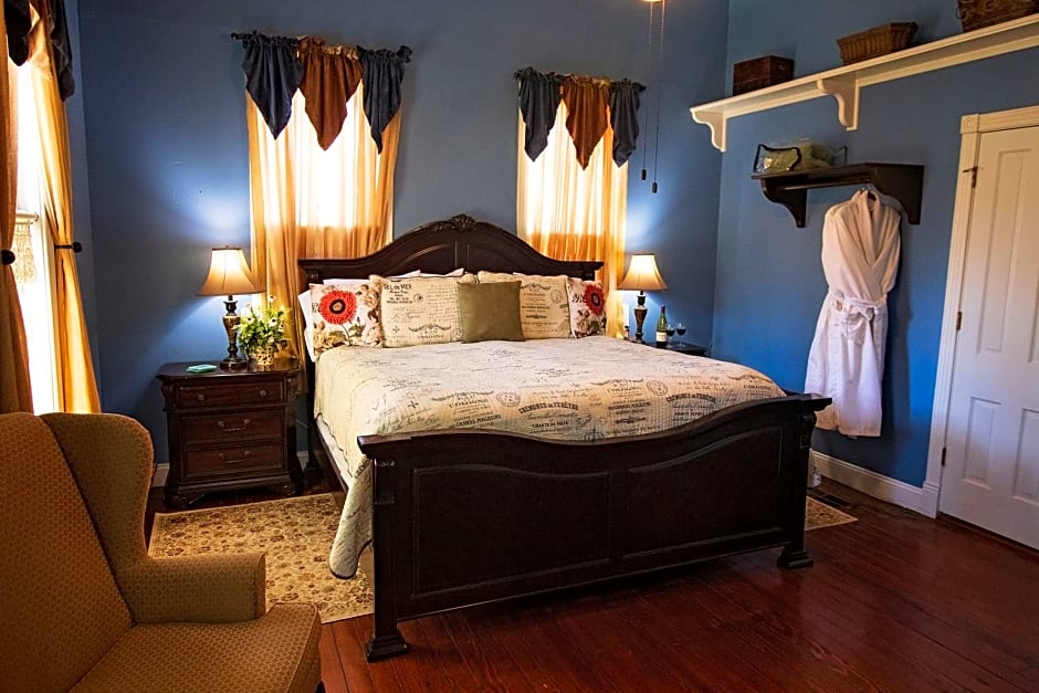 White Oak Manor Bed and Breakfast