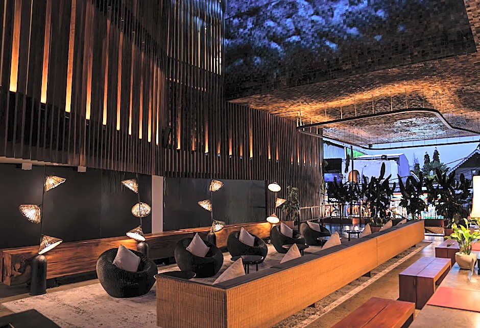 Cross Paasha Bali Seminyak