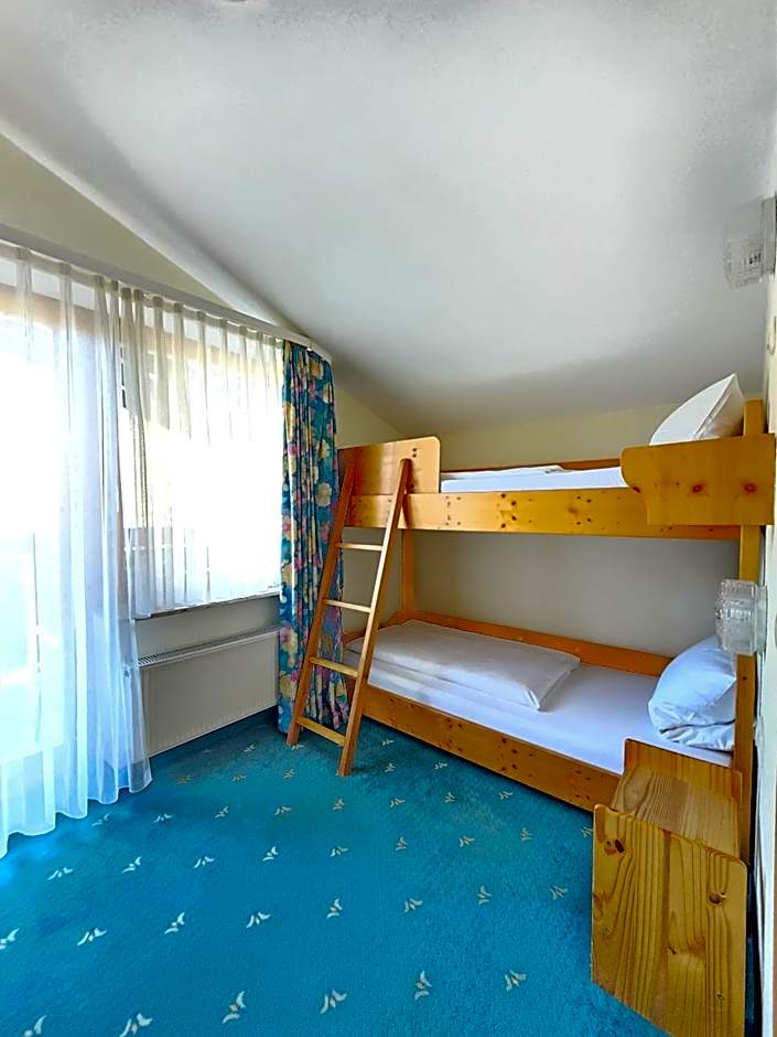 Holzschuhs Schwarzwaldhotel