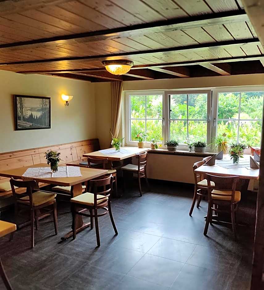 Grünvogels Landgasthof zum Grünen Baum