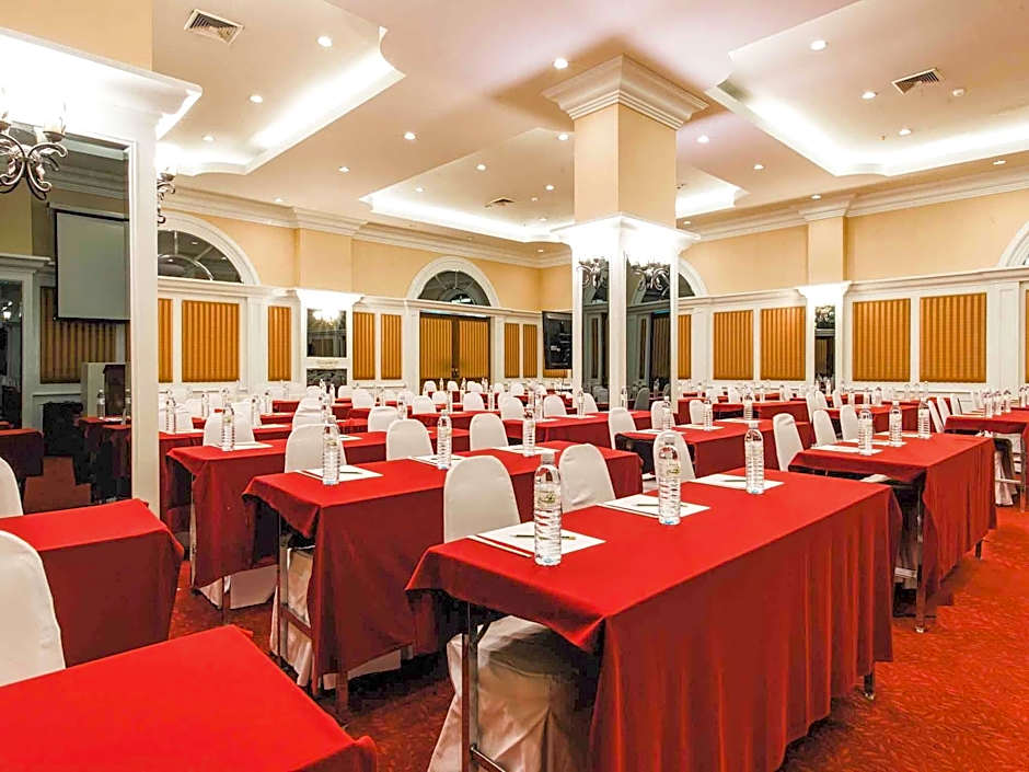 Convenient Park Bangkok Hotel