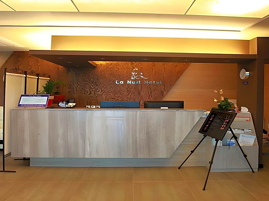 Goodstay Lanuit Hotel