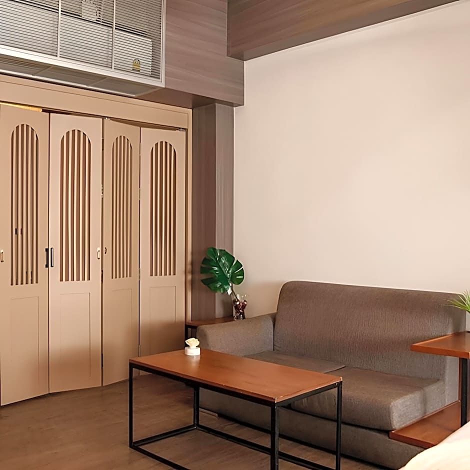 Krung Boutique Hotel