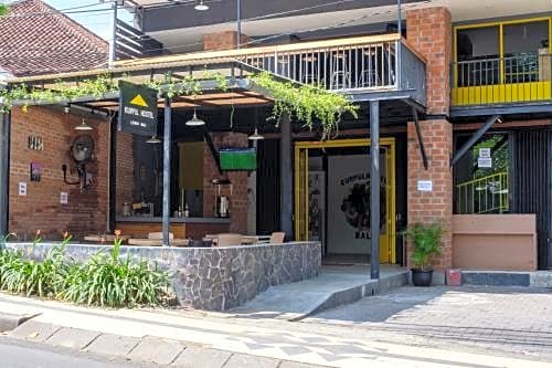 Kumpul Hostel Kuta