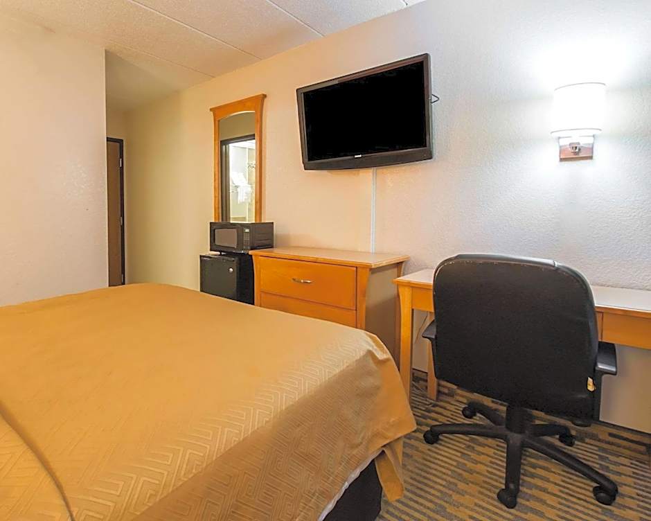 Econo Lodge Downtown North