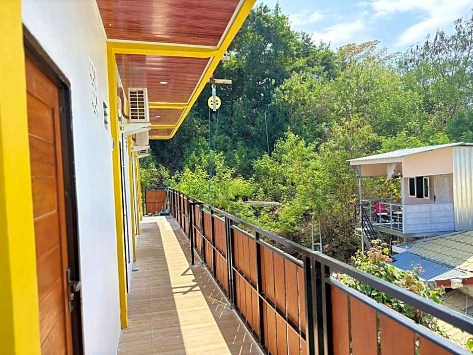 Tarsan Homestay