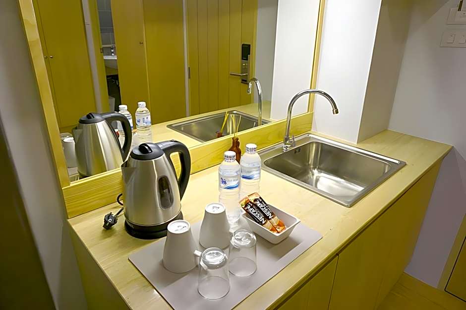 Benri sriracha residence