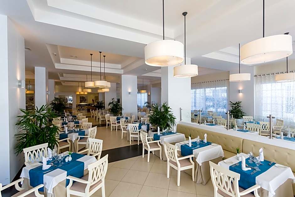 Bahia Principe Luxury Bouganville - Adults Only