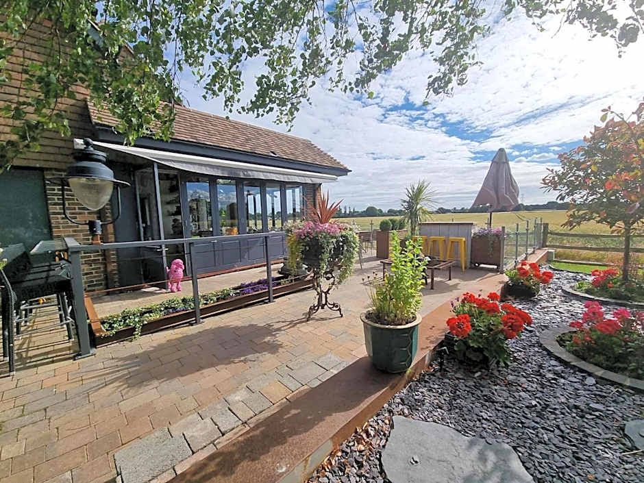 Varr House @ Meadow View