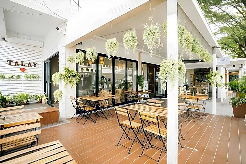Talay Hotel & Villa