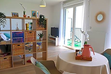 Studio with Balcony