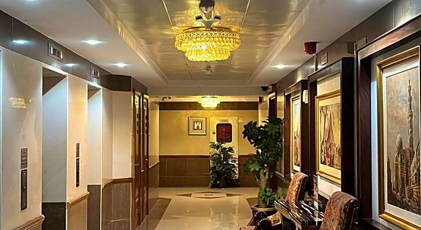 Clifton International Hotel