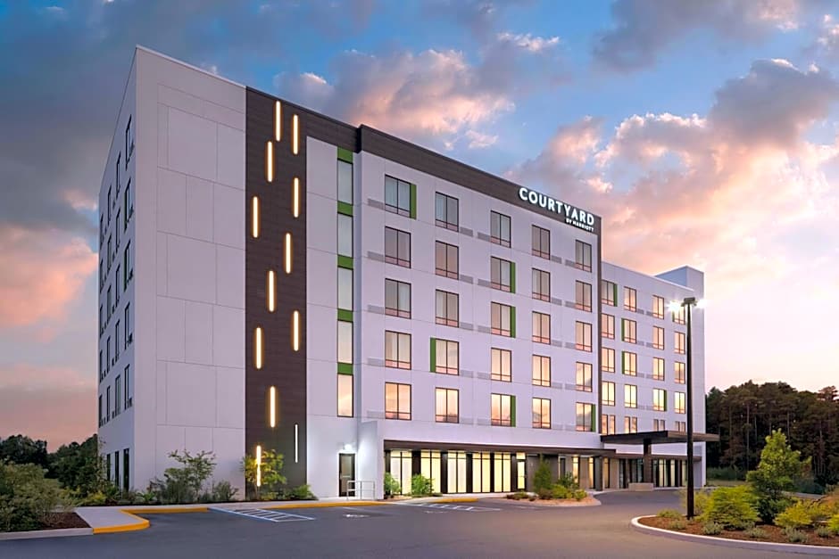 Courtyard by Marriott Lake City