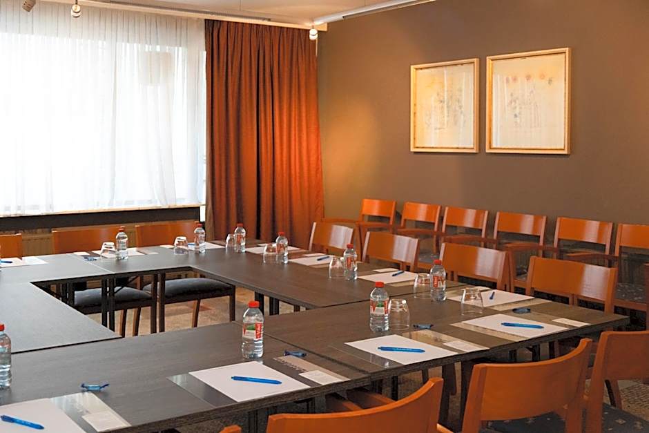 New Hotel Charlemagne