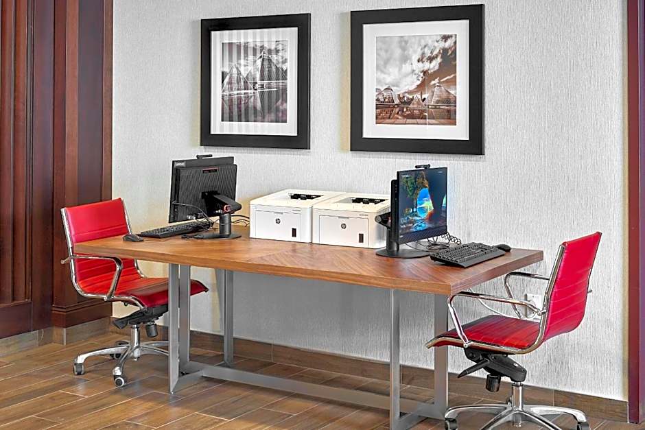 Four Points by Sheraton Edmonton West