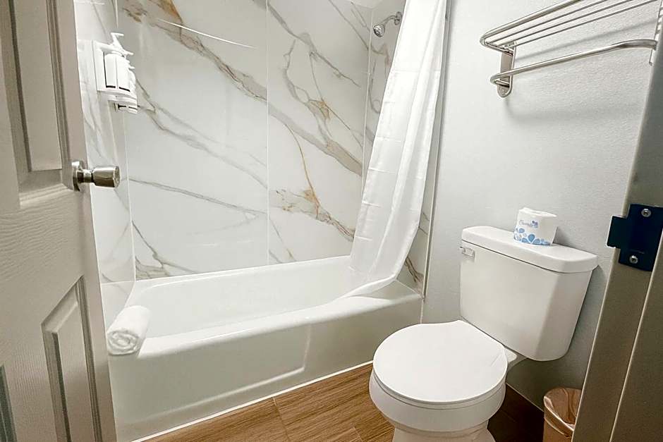 Baymont by Wyndham Fayetteville