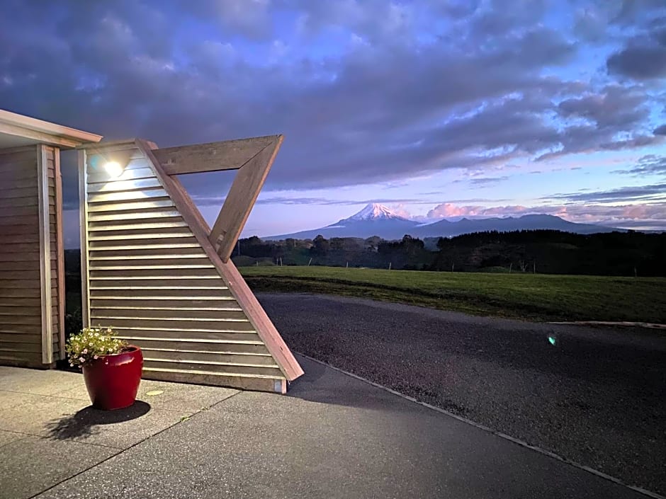 Taranaki Country Lodge