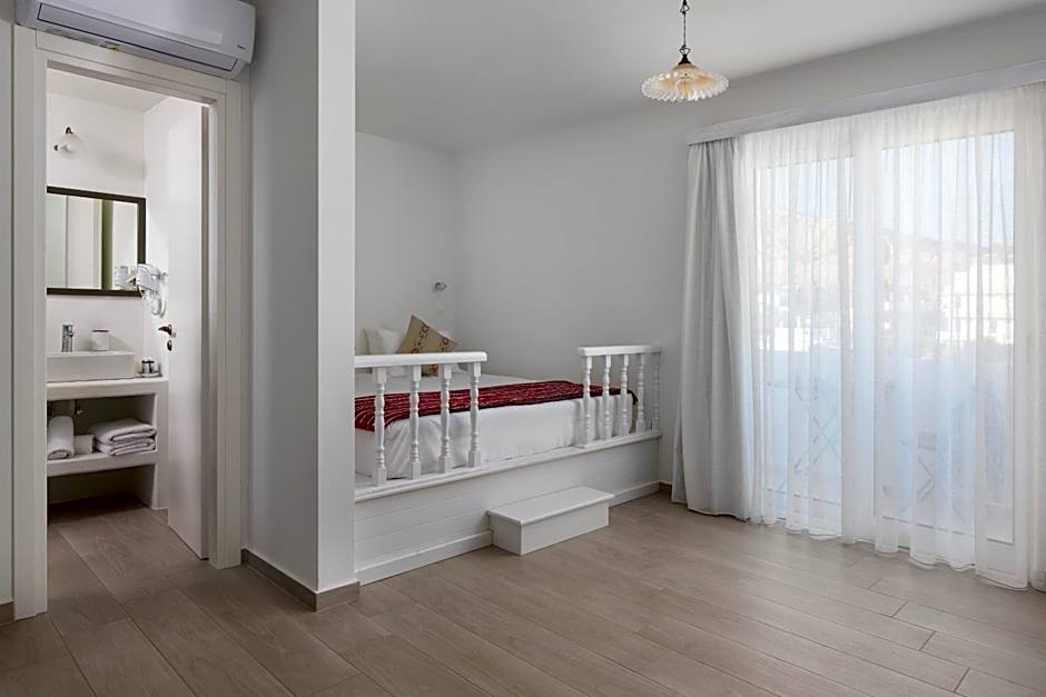 Stegna Akti Luxury Suites