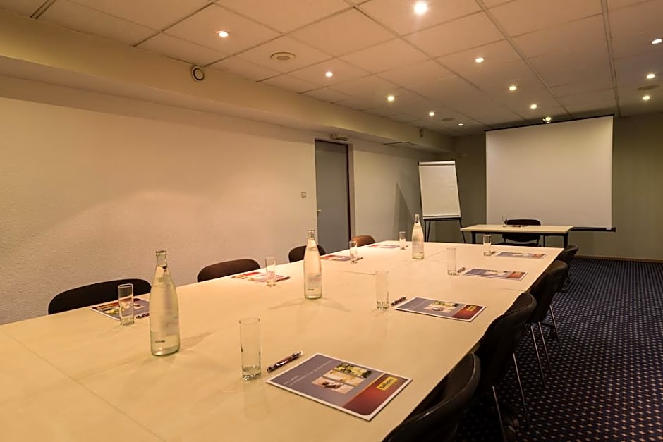 The Originals City Hôtel Marseille Aéroport