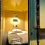 Capsule Hotel Block Room