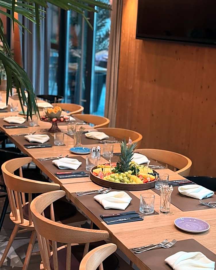 Na Vasi restavracija in prenočišča