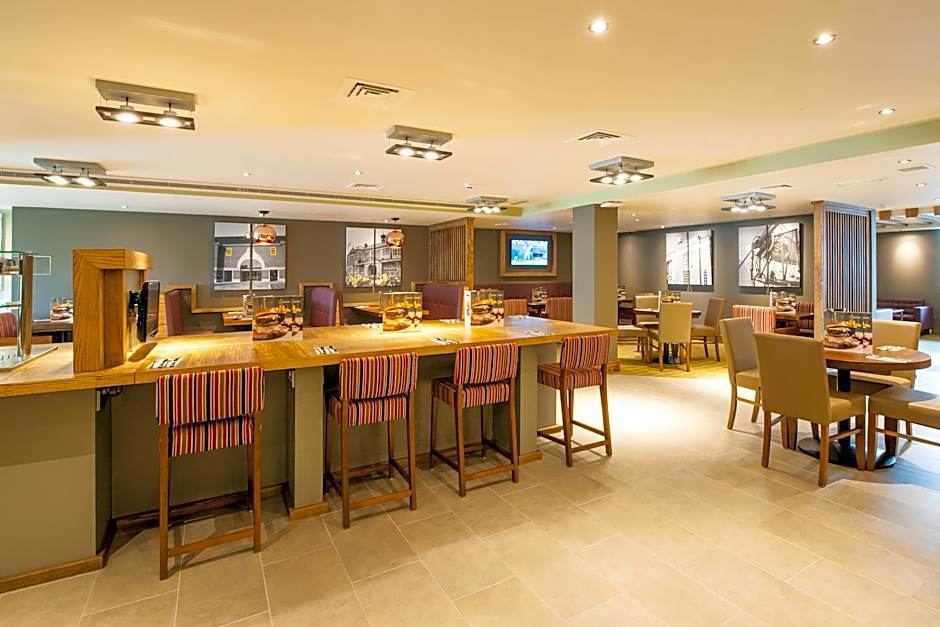 Premier Inn London Hendon - The Hyde