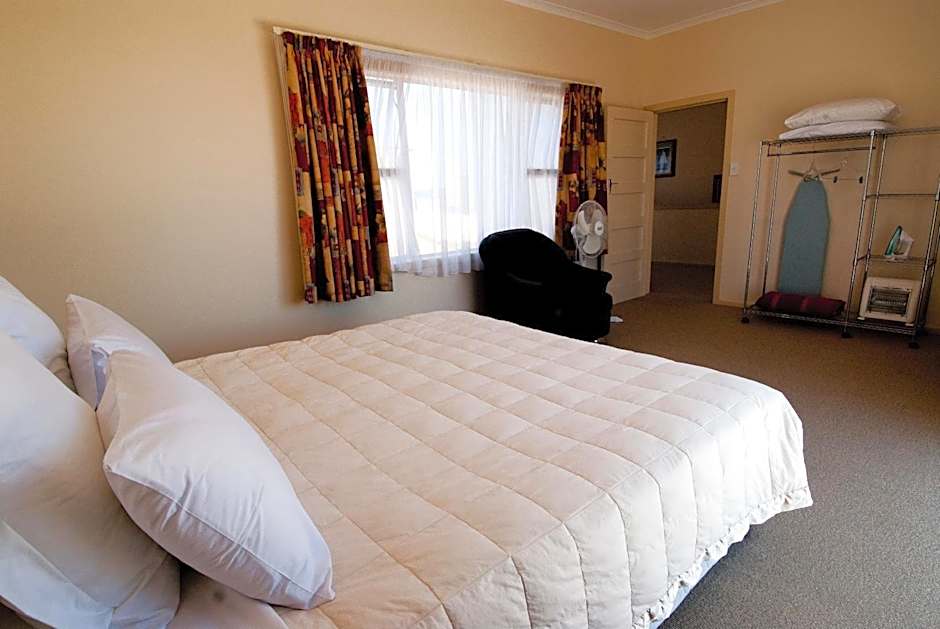 Marineland Beachfront Accommodation