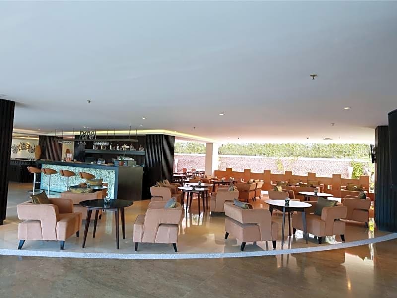 B Hotel Bali & Spa