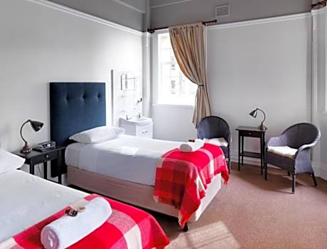 Triple Room with Shared Bathroom