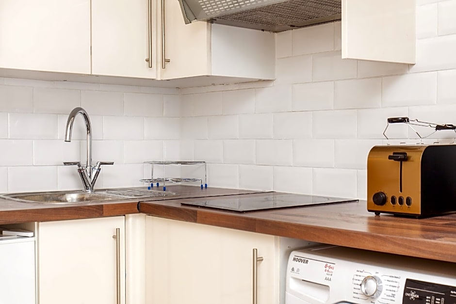 TH Serviced Apartment London