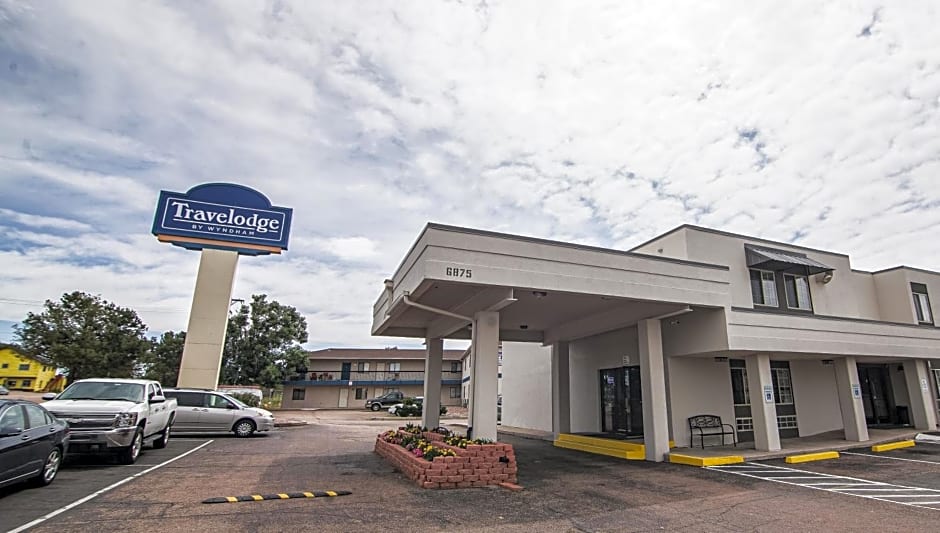 Travelodge by Wyndham Colorado Springs Airport/Peterson AFB