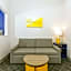 Comfort Suites University Drive