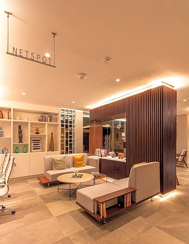 Ontico Urban Design Hotel