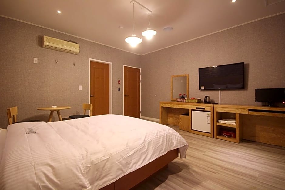 Gimhae Jangyu Check hotel