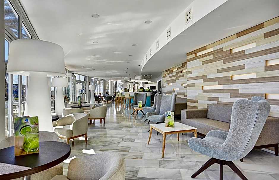 Grupotel Acapulco Playa - Adults Only