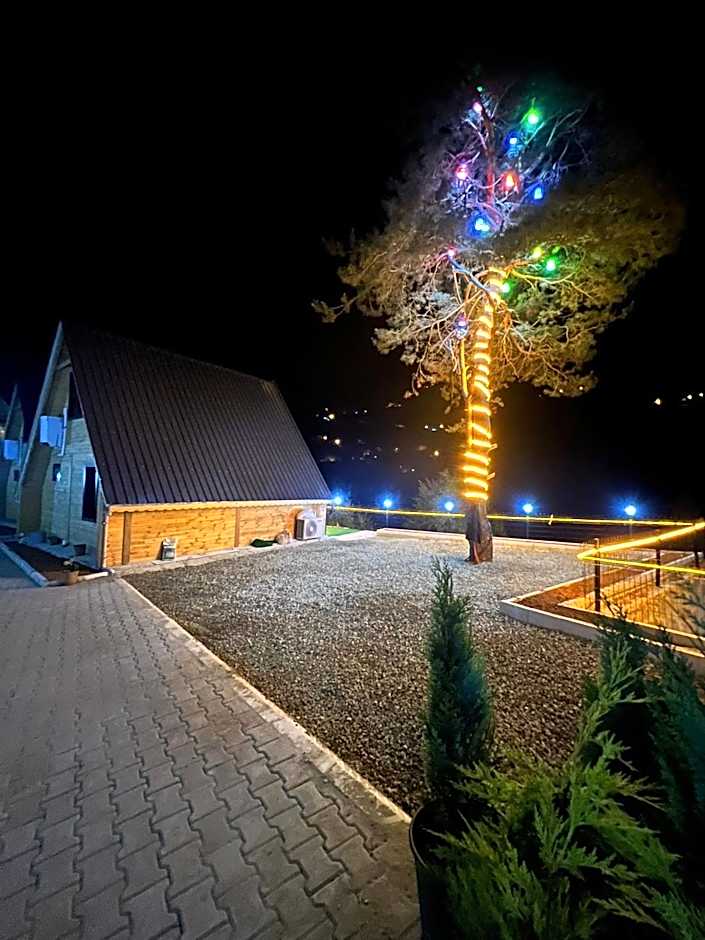 Hidden Garden Bungalow